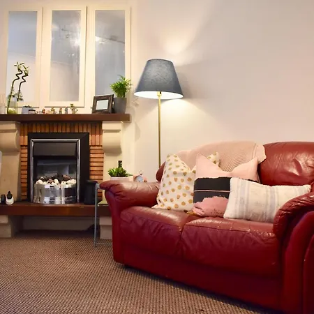 Convenient 2 Bedroom House In South Dublin